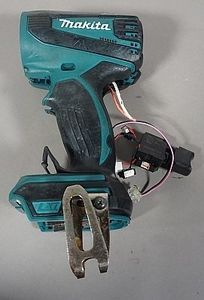 makita マキタ 充電式4モードインパクトドライバ 部品取り用 TP141D
