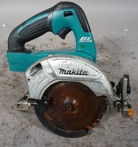 makita マキタ 125mm充電式マルノコ 本体のみ グリーン HS471D