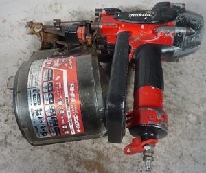 makita マキタ 90mm 高圧エア釘打 AN930H