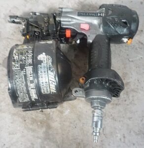 HITACHI ヒタチ 日立工機 65mm 高圧ロール釘打機 NV65HMC