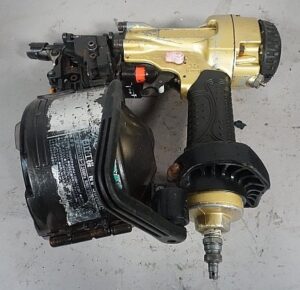 HITACHI ヒタチ 日立工機 50mm高圧ロール釘打機 NV50HMC