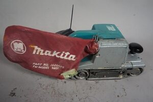 makita マキタ 電気 コード式ベルトサンダ 100V 9401