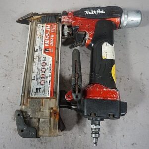 makita マキタ 高圧仕上釘打 仕上げ釘打機 AF551H