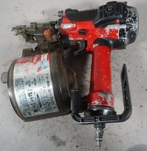 makita マキタ 75mm 高圧エア釘打 エア釘打機 AN731H